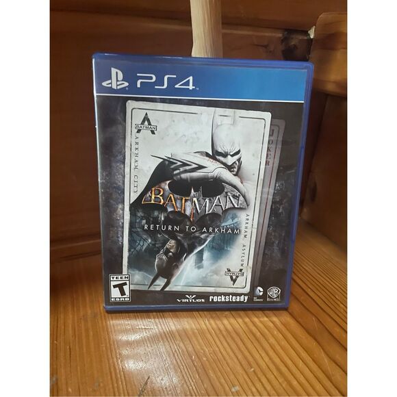 Batman: Return to Arkham (Sony PlayStation 4) - Picture 1 of 3